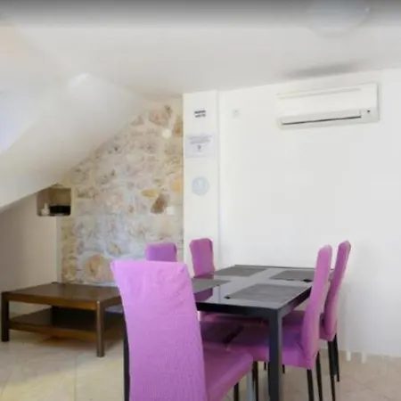 Holiday home Pool Near Sea *