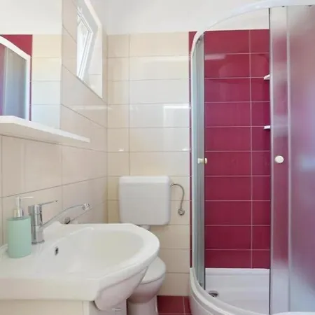 Pool Near Sea * Ražanj