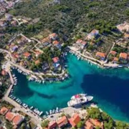 Pool Near Sea Дом отдыха