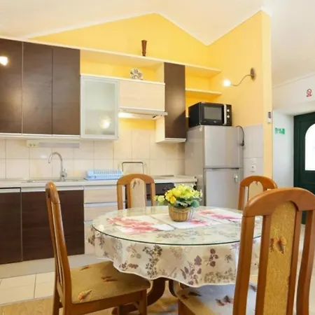 Pool Near Sea Ražanj