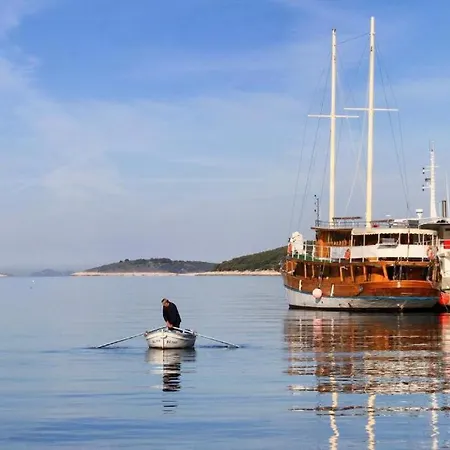 Holiday home Pool Near Sea