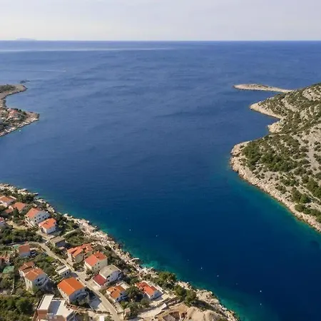 Holiday home Pool Near Sea