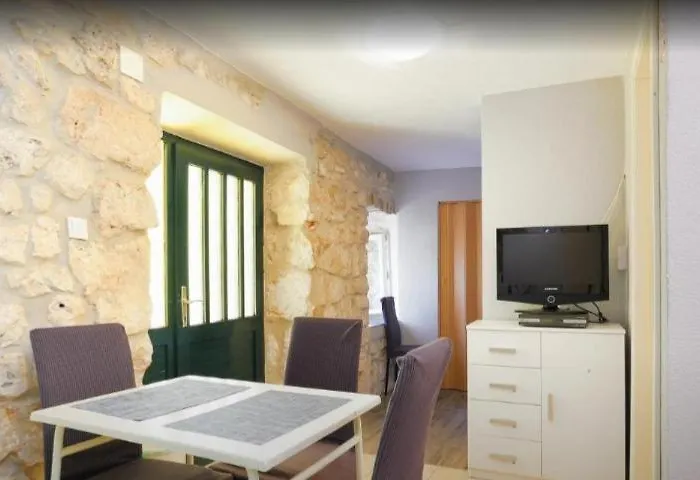 Pool Near Sea * Ражань