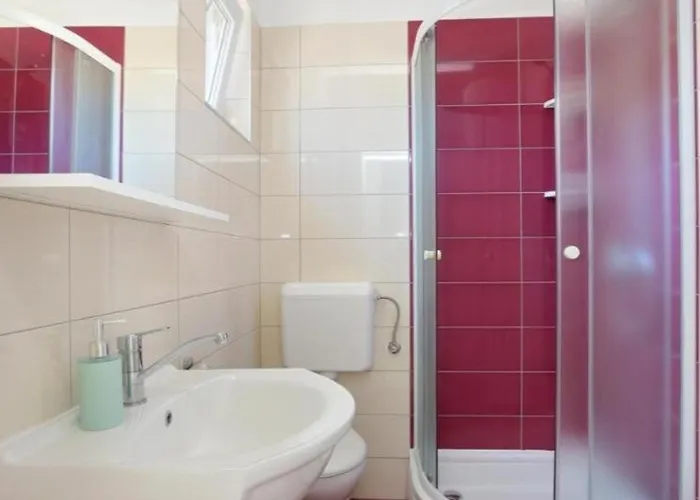 Pool Near Sea * Ражань