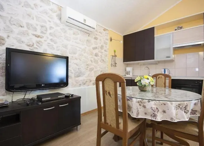 Pool Near Sea Дом отдыха *