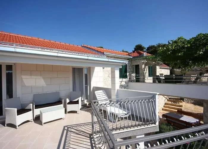 Дом отдыха Pool Near Sea Ражань