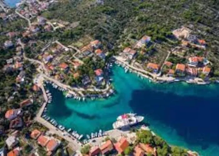 Pool Near Sea Дом отдыха