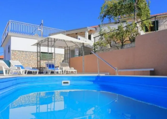 Pool Near Sea * Ražanj