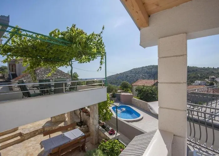 Дом отдыха Pool Near Sea *